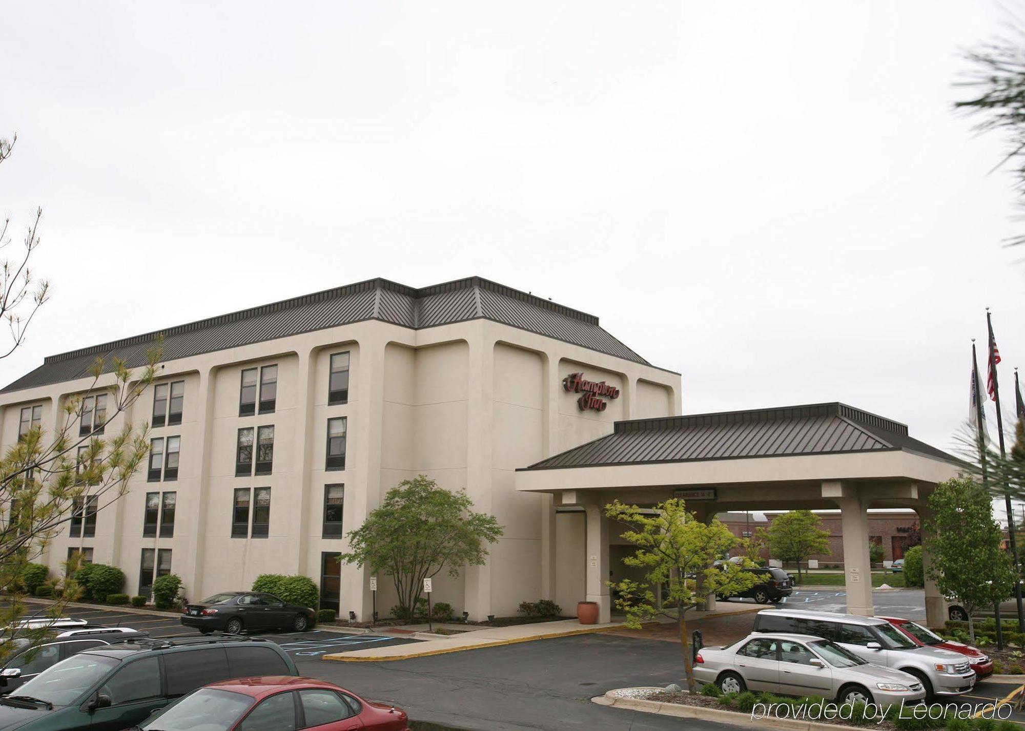 Hampton Inn Detroit Northville Exterior photo